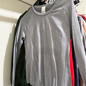 Old navy (longest sleeve) ribbed active shirt